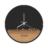 Skyline Klok Rond Sittard Eiken houten cadeau decoratie relatiegeschenk van WoodWideCities