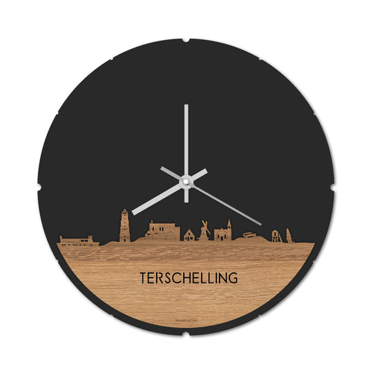 Skyline Klok Rond Terschelling Eiken houten cadeau decoratie relatiegeschenk van WoodWideCities