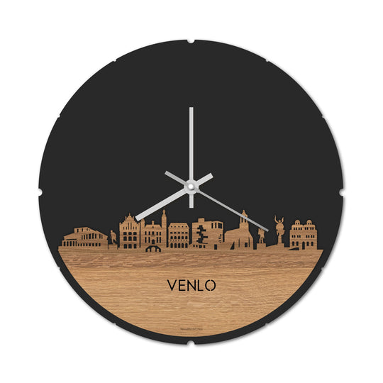 Skyline Klok Rond Venlo Eiken houten cadeau decoratie relatiegeschenk van WoodWideCities