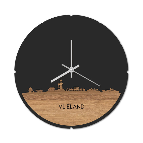 Skyline Klok Rond Vlieland Eiken houten cadeau decoratie relatiegeschenk van WoodWideCities