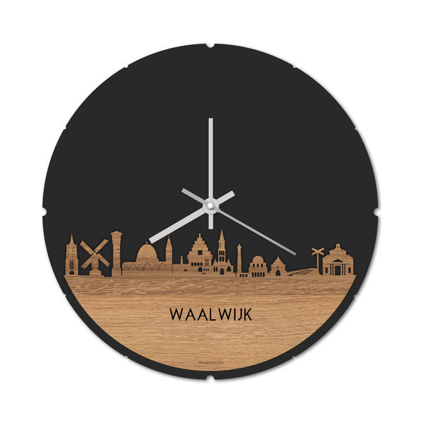 Skyline Klok Rond Waalwijk Eiken houten cadeau decoratie relatiegeschenk van WoodWideCities