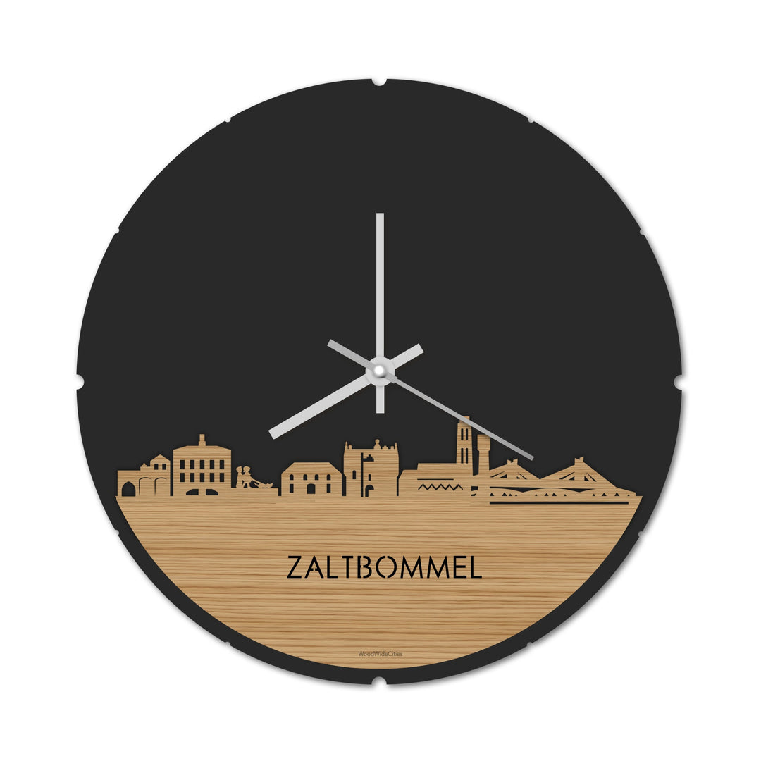 Skyline Klok Rond Zaltbommel Bamboe houten cadeau decoratie relatiegeschenk van WoodWideCities