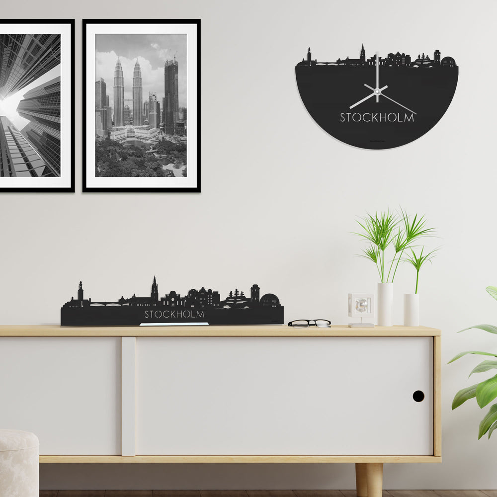 Skyline Klok Stockholm Black Zwart houten cadeau decoratie relatiegeschenk van WoodWideCities
