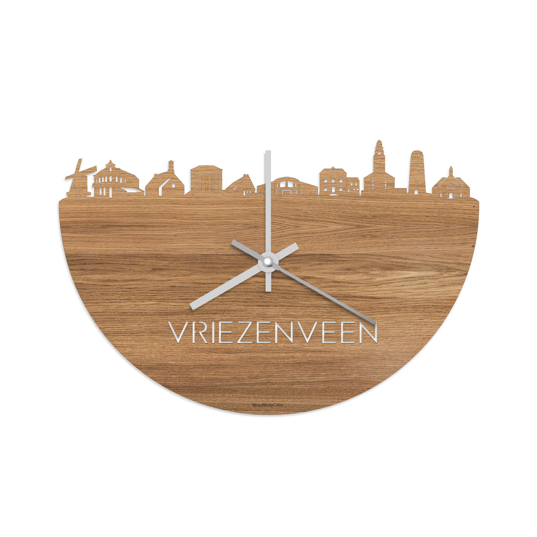 Skyline Klok Vriezenveen Eiken houten cadeau decoratie relatiegeschenk van WoodWideCities