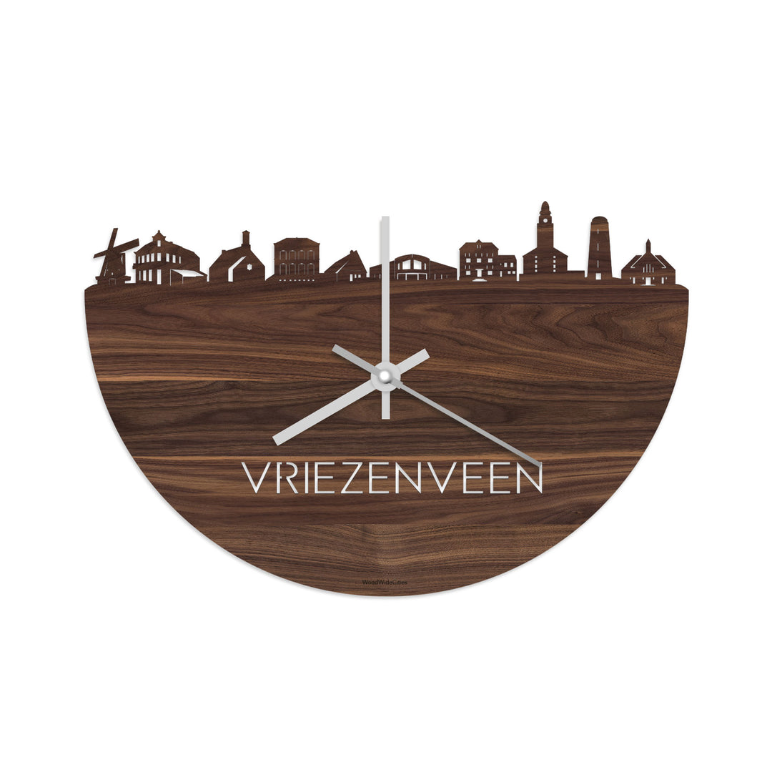Skyline Klok Vriezenveen Noten houten cadeau decoratie relatiegeschenk van WoodWideCities