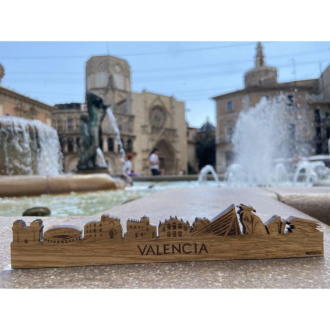 Skyline Magneet Valencia houten cadeau decoratie relatiegeschenk van WoodWideCities