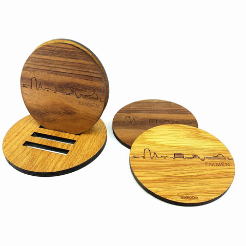 Skyline Onderzetters Emmen Eiken en noten houten cadeau decoratie relatiegeschenk van WoodWideCities