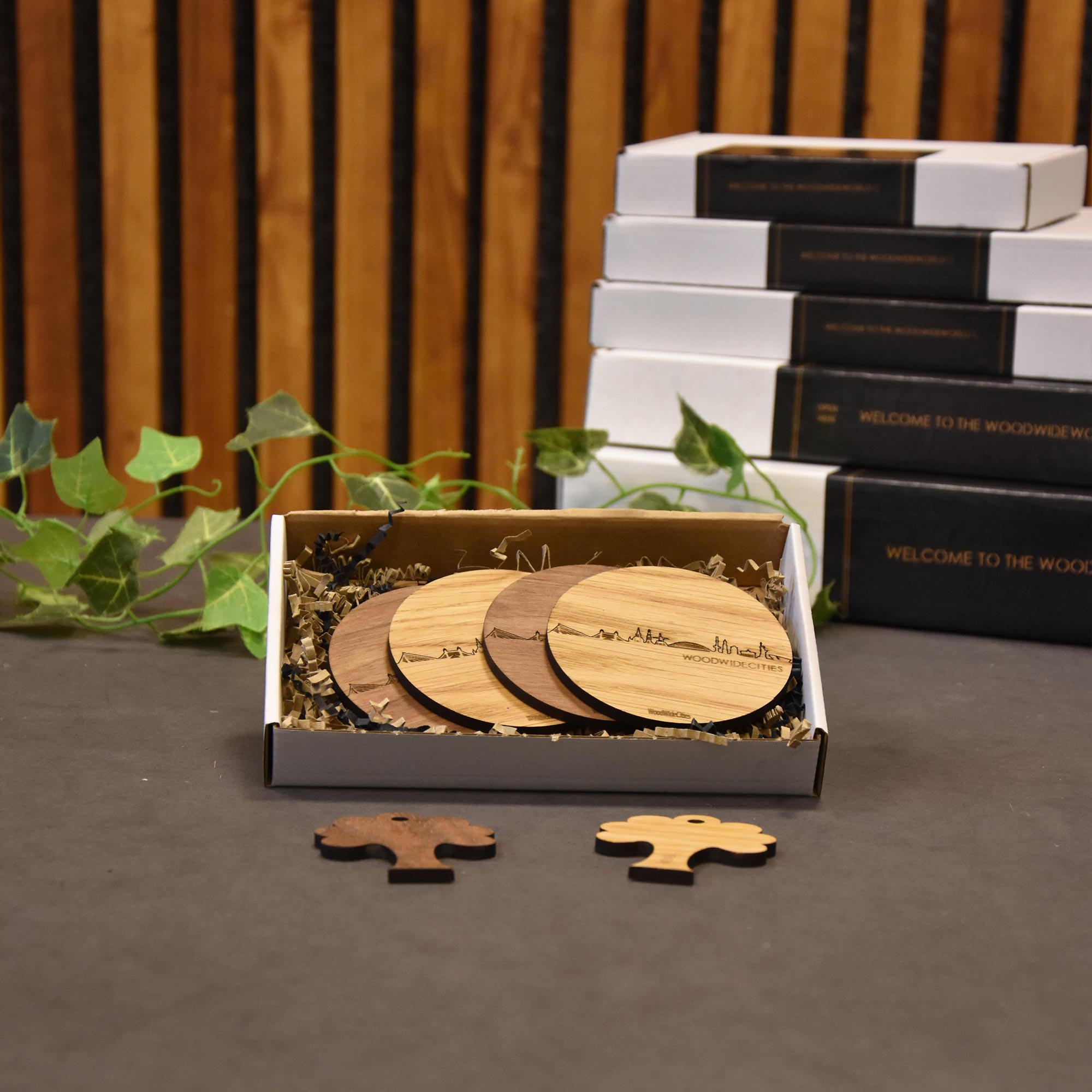 Skyline Onderzetters Engelbert Eiken en noten houten cadeau decoratie relatiegeschenk van WoodWideCities