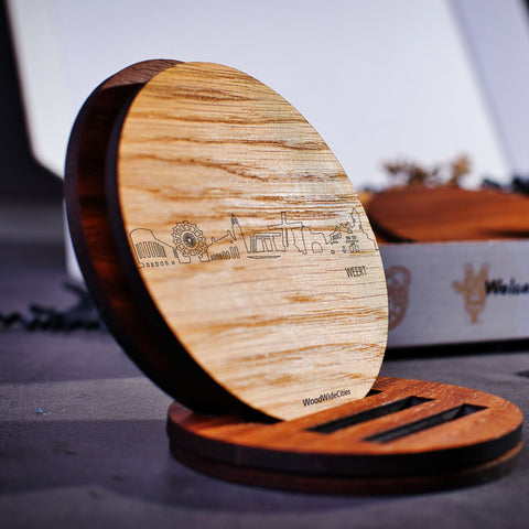 Skyline Onderzetters Weert Eiken en noten houten cadeau decoratie relatiegeschenk van WoodWideCities
