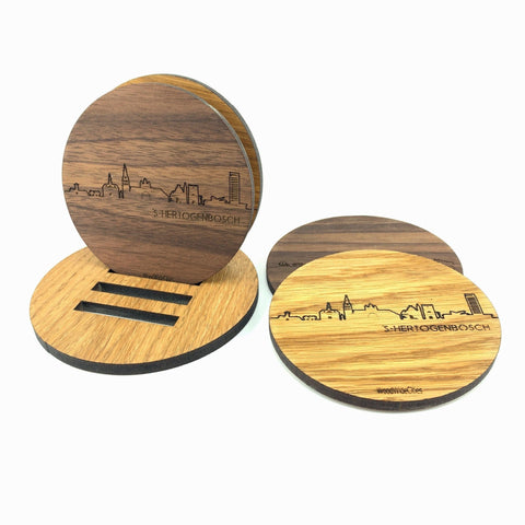 Skyline Onderzetters Den Bosch Eiken en noten Den Bosch houten cadeau decoratie relatiegeschenk van WoodWideCities