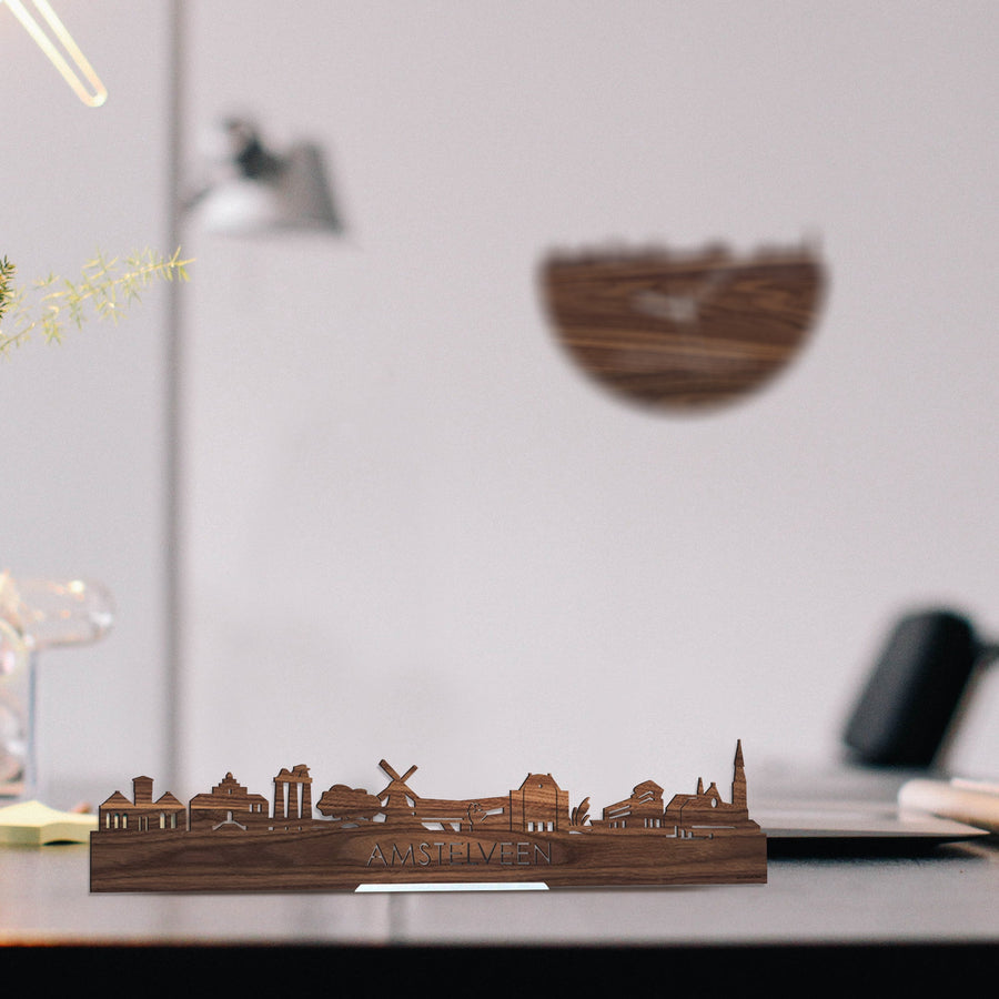 Standing Skyline Amstelveen Noten houten cadeau decoratie relatiegeschenk van WoodWideCities