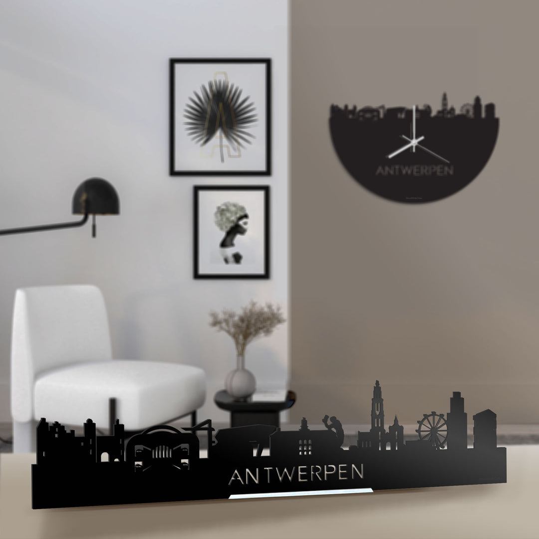 Standing Skyline Antwerpen Zwart glanzend gerecycled kunststof cadeau decoratie relatiegeschenk van WoodWideCities