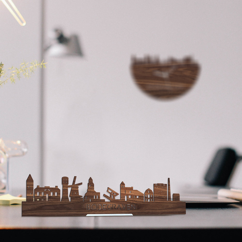 Standing Skyline Bodegraven Noten houten cadeau decoratie relatiegeschenk van WoodWideCities