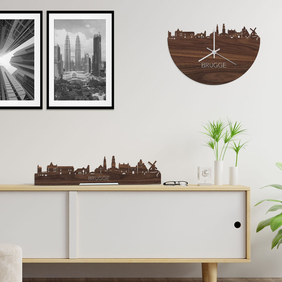 Standing Skyline Brugge Noten houten cadeau decoratie relatiegeschenk van WoodWideCities