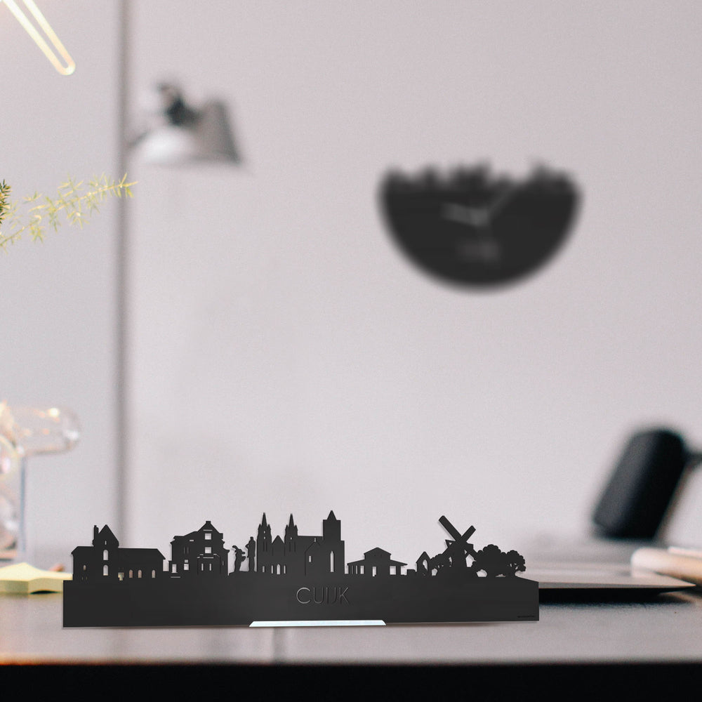Standing Skyline Cuijk Zwart houten cadeau decoratie relatiegeschenk van WoodWideCities