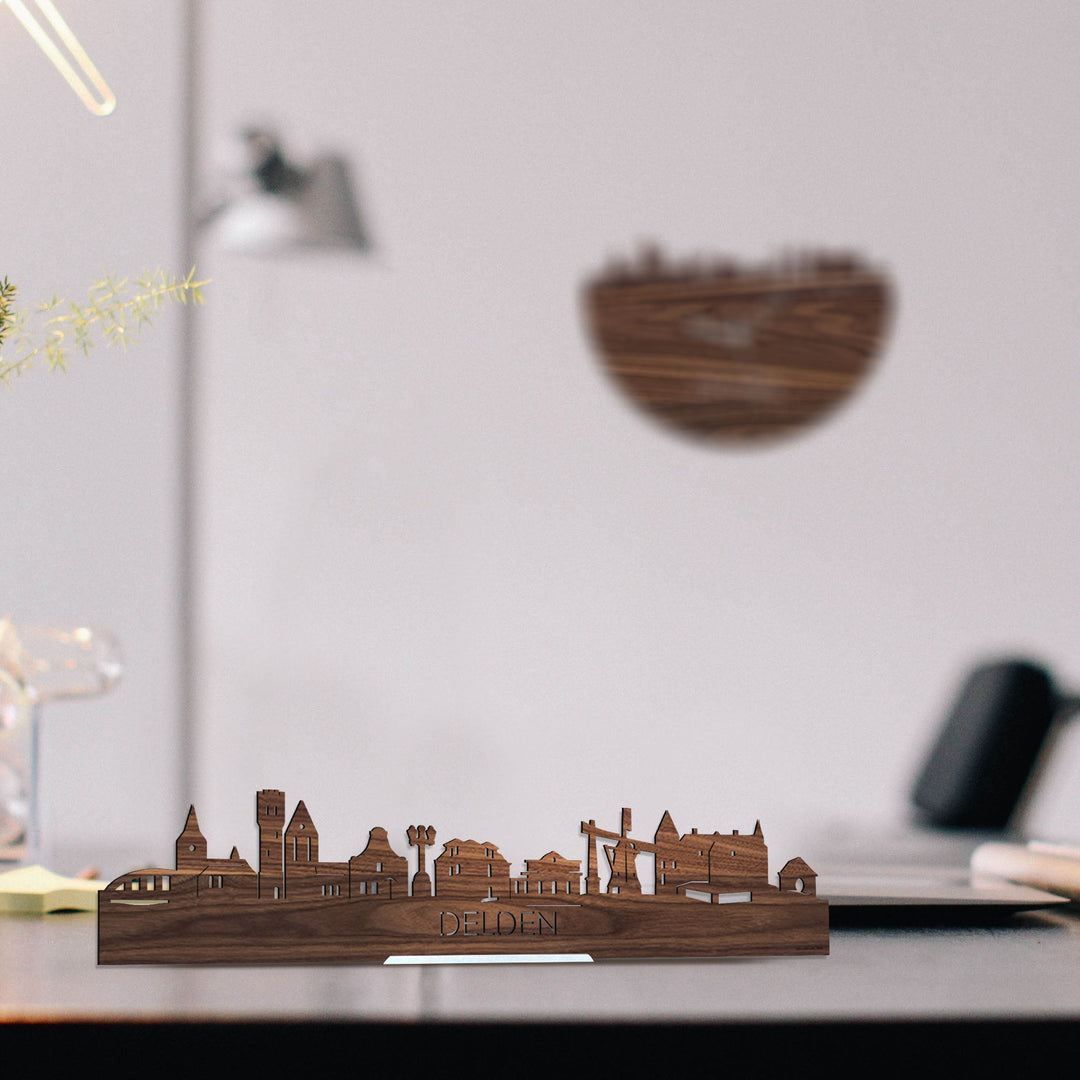 Standing Skyline Delden Noten houten cadeau decoratie relatiegeschenk van WoodWideCities
