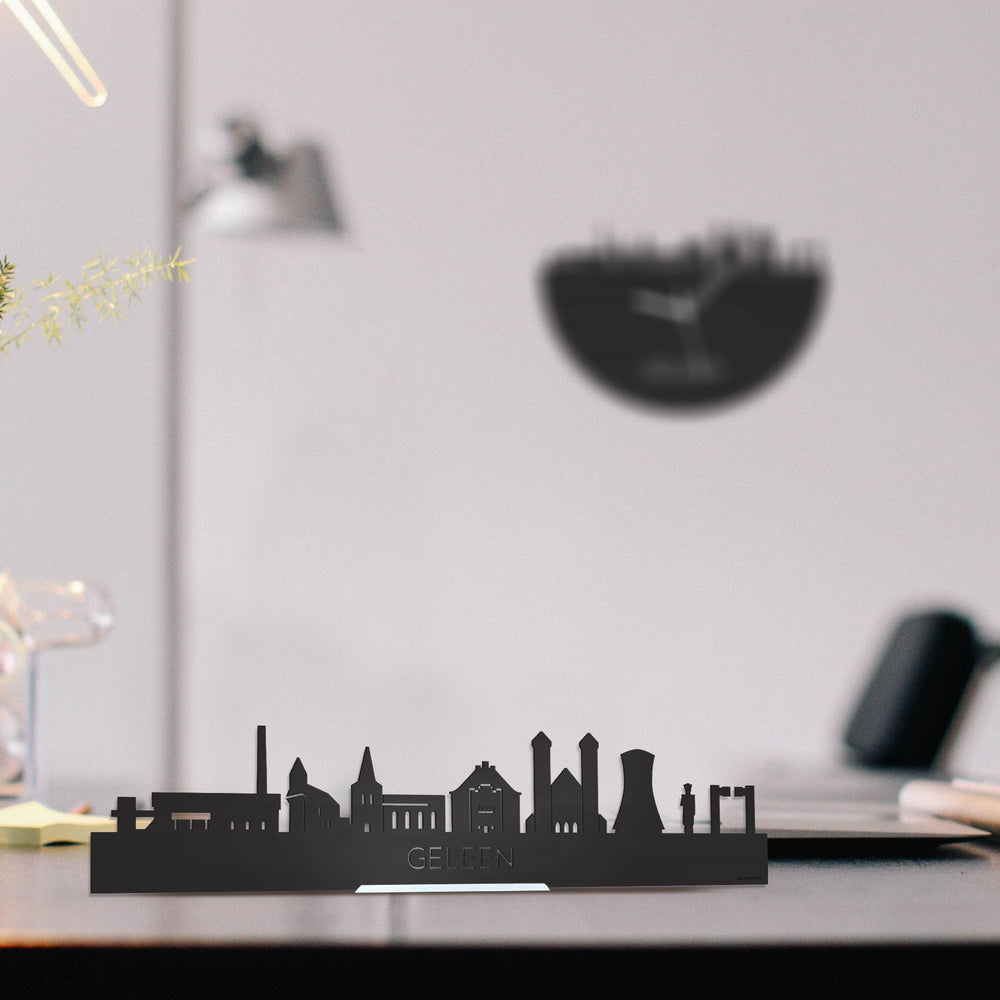 Standing Skyline Geleen Zwart houten cadeau decoratie relatiegeschenk van WoodWideCities