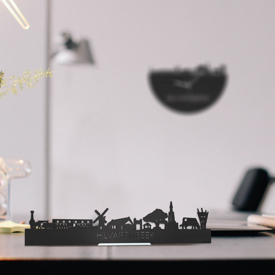 Standing Skyline Hilvarenbeek Zwart houten cadeau decoratie relatiegeschenk van WoodWideCities