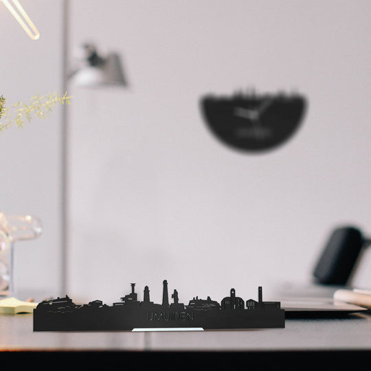 Standing Skyline IJmuiden Zwart houten cadeau decoratie relatiegeschenk van WoodWideCities