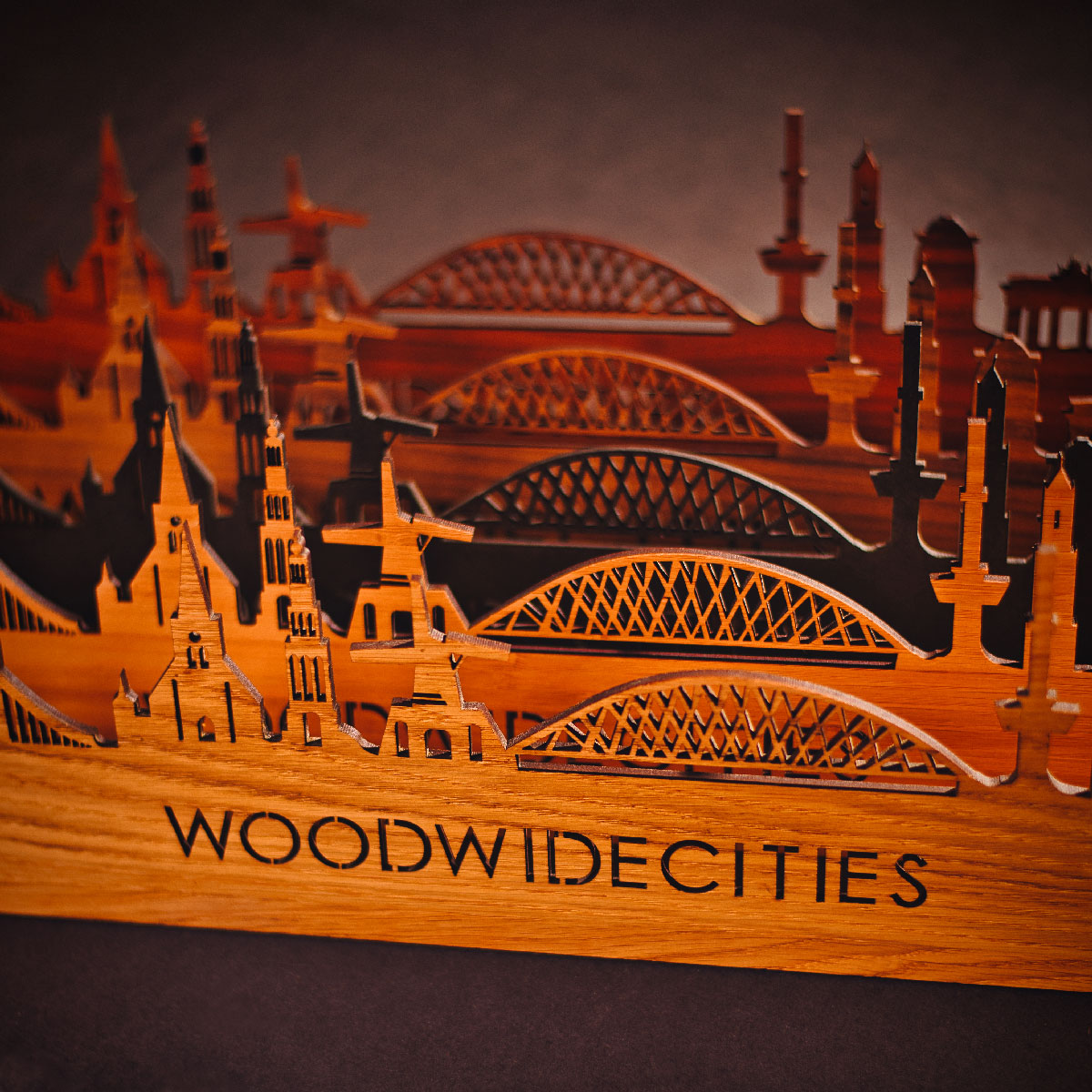 Standing Skyline Joure Noten houten cadeau decoratie relatiegeschenk van WoodWideCities