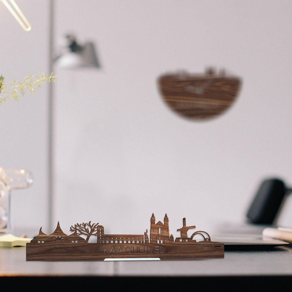 Standing Skyline Kaatsheuvel Noten houten cadeau decoratie relatiegeschenk van WoodWideCities