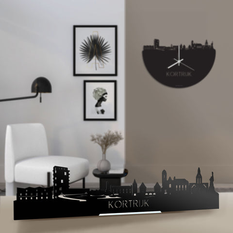 Standing Skyline Kortrijk Zwart glanzend gerecycled kunststof cadeau decoratie relatiegeschenk van WoodWideCities