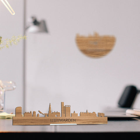 Standing Skyline Leeuwarden Eiken houten cadeau decoratie relatiegeschenk van WoodWideCities
