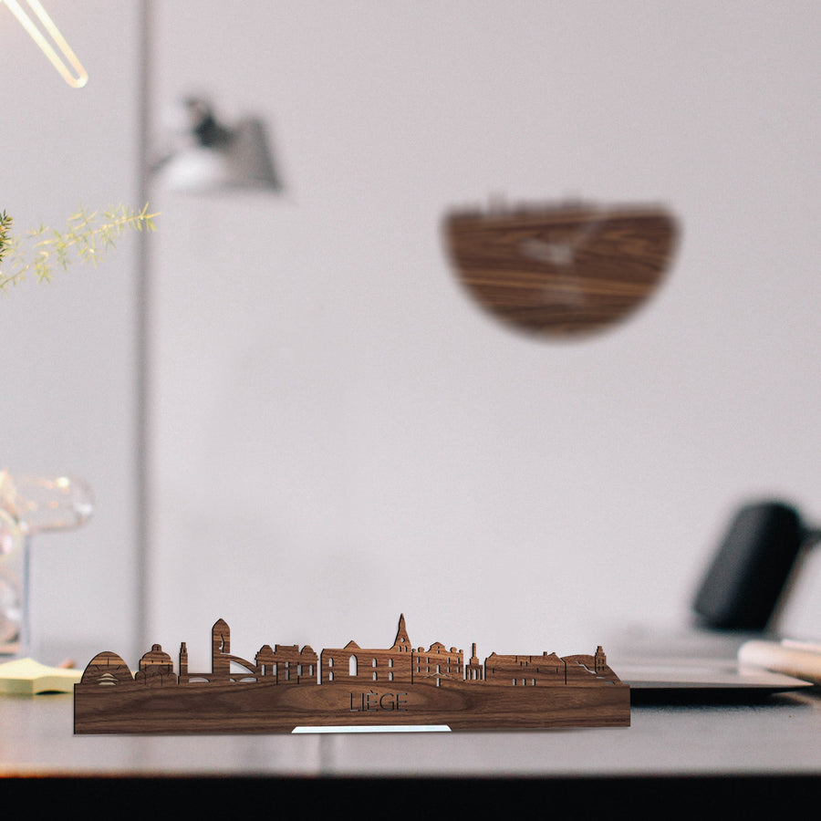 Standing Skyline Liège Noten houten cadeau decoratie relatiegeschenk van WoodWideCities
