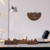 Standing Skyline Lisse Noten houten cadeau decoratie relatiegeschenk van WoodWideCities