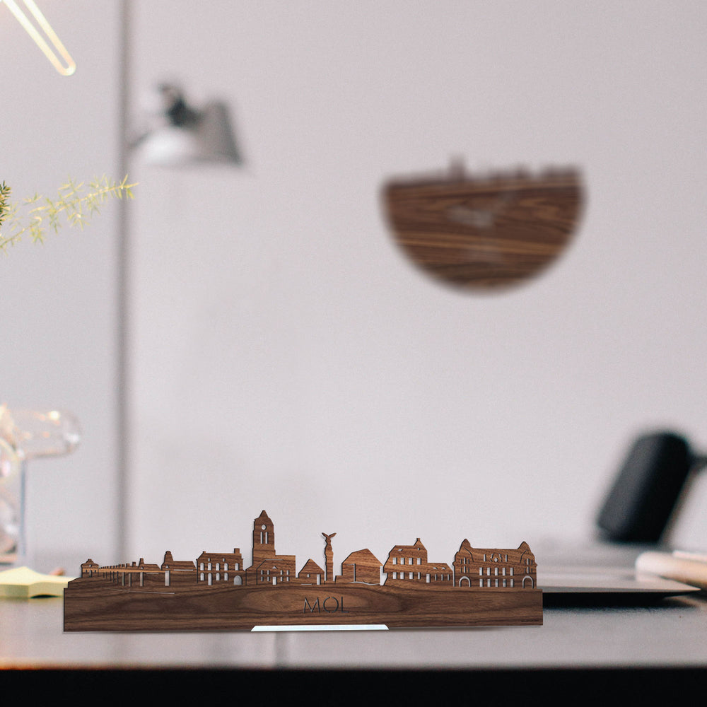 Standing Skyline Mol Noten houten cadeau decoratie relatiegeschenk van WoodWideCities