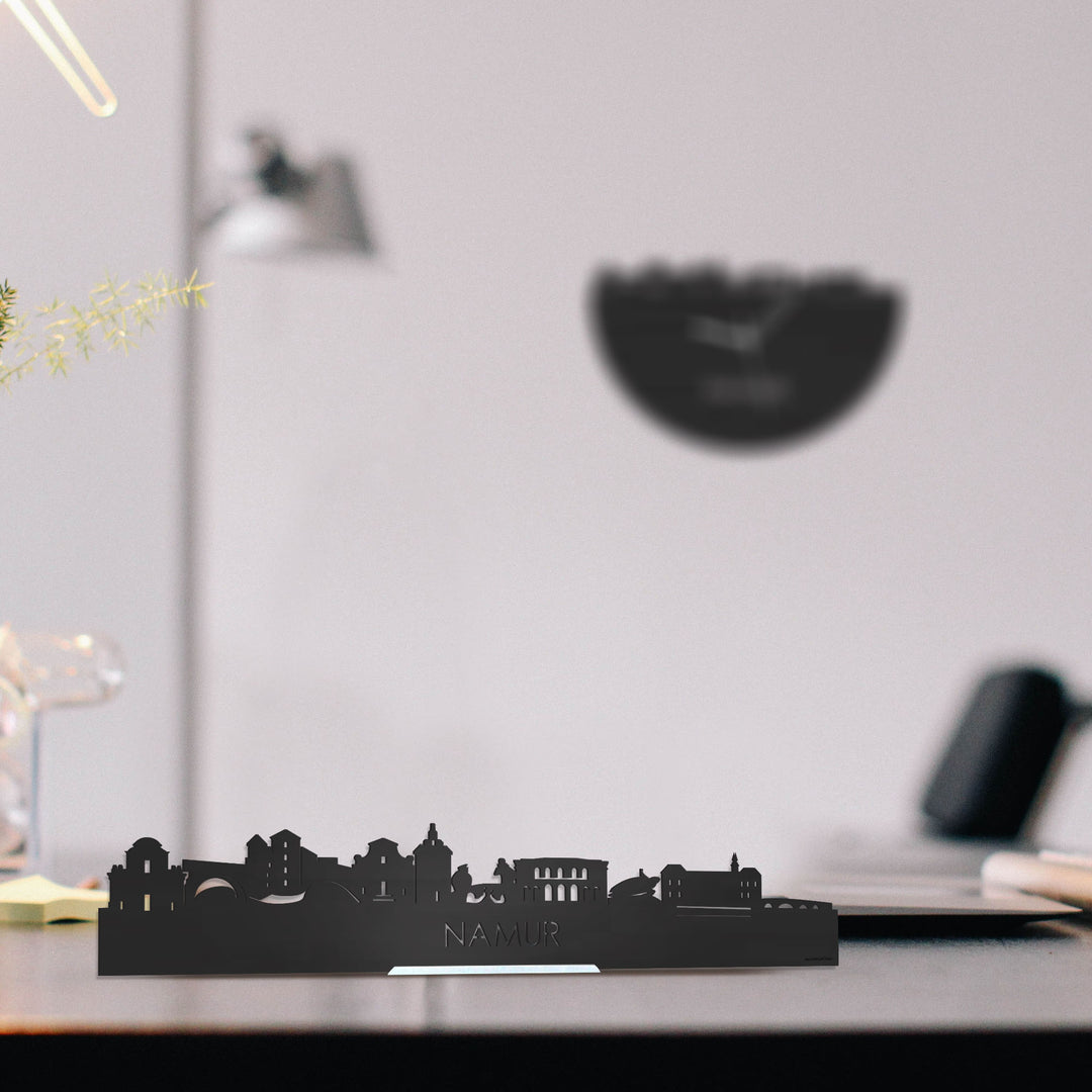 Standing Skyline Namur Zwart houten cadeau decoratie relatiegeschenk van WoodWideCities