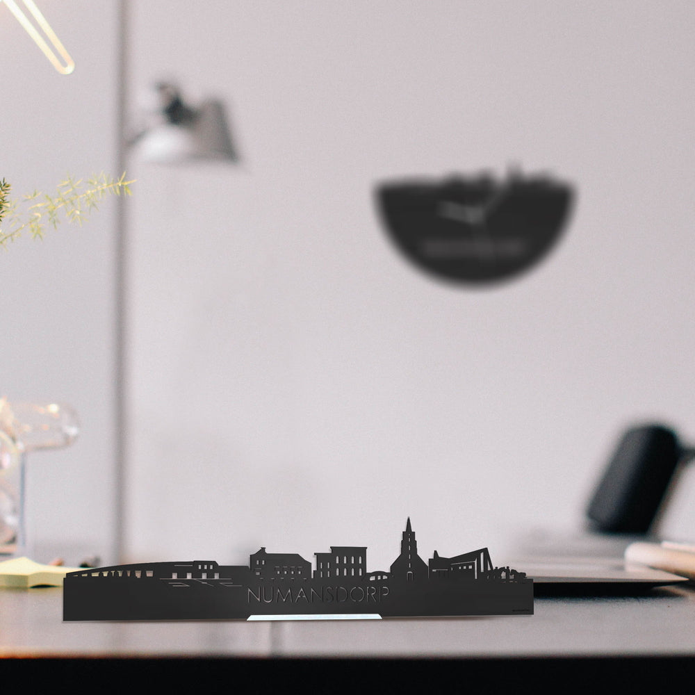Standing Skyline Numansdorp Zwart houten cadeau decoratie relatiegeschenk van WoodWideCities
