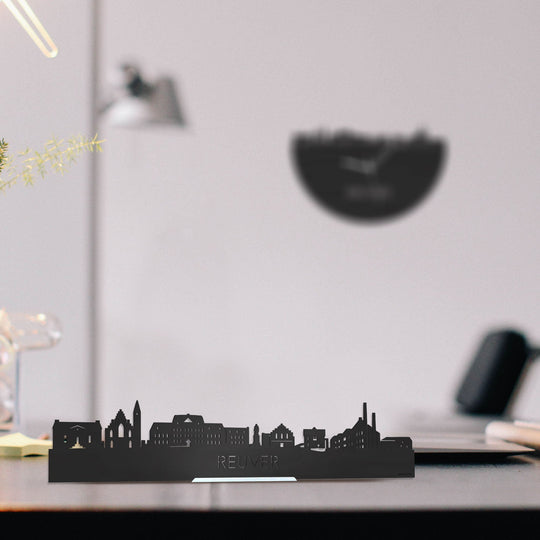 Standing Skyline Reuver Zwart houten cadeau decoratie relatiegeschenk van WoodWideCities