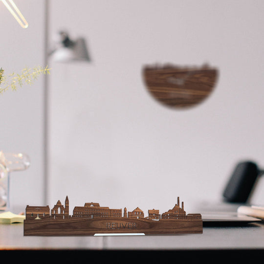 Standing Skyline Reuver Noten houten cadeau decoratie relatiegeschenk van WoodWideCities