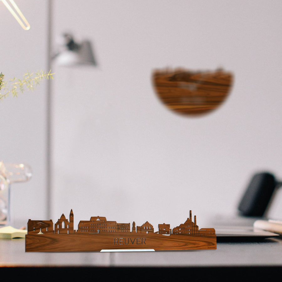 Standing Skyline Reuver Palissander houten cadeau decoratie relatiegeschenk van WoodWideCities
