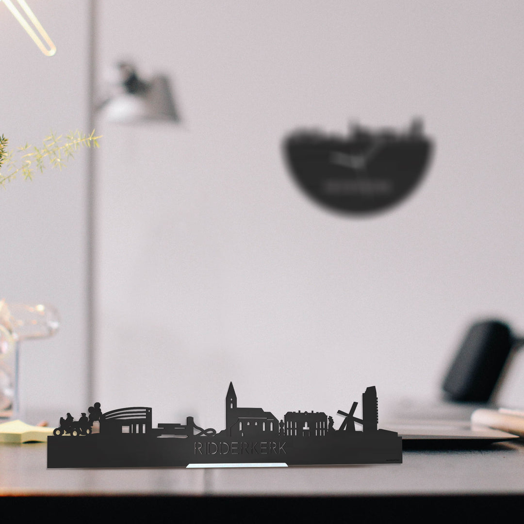 Standing Skyline Ridderkerk Zwart houten cadeau decoratie relatiegeschenk van WoodWideCities