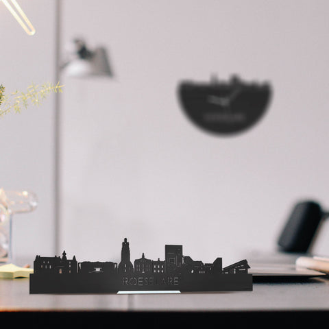 Standing Skyline Roeselare Zwart houten cadeau decoratie relatiegeschenk van WoodWideCities