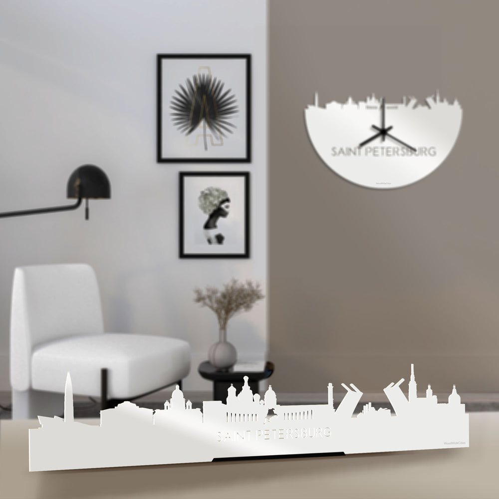 Standing Skyline Saint Petersburg Wit glanzend gerecycled kunststof cadeau decoratie relatiegeschenk van WoodWideCities