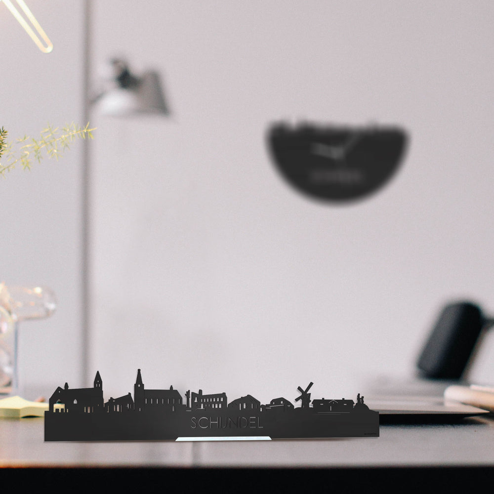 Standing Skyline Schijndel Zwart houten cadeau decoratie relatiegeschenk van WoodWideCities