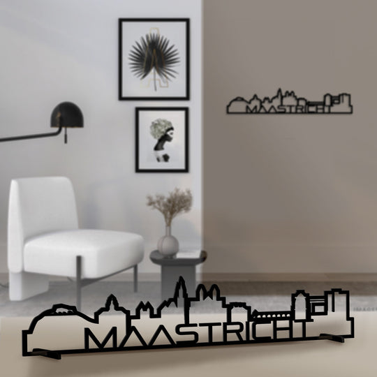 Standing Skyline Shape Maastricht Black houten cadeau decoratie relatiegeschenk van WoodWideCities