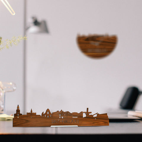 Standing Skyline Sint-Niklaas Palissander houten cadeau decoratie relatiegeschenk van WoodWideCities