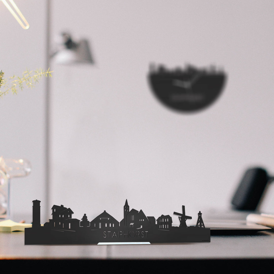 Standing Skyline Staphorst Zwart houten cadeau decoratie relatiegeschenk van WoodWideCities