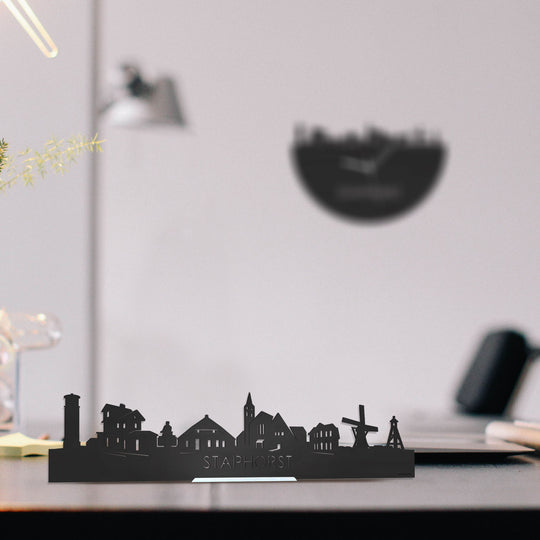 Standing Skyline Staphorst Zwart houten cadeau decoratie relatiegeschenk van WoodWideCities