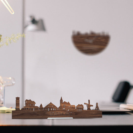 Standing Skyline Staphorst Noten houten cadeau decoratie relatiegeschenk van WoodWideCities