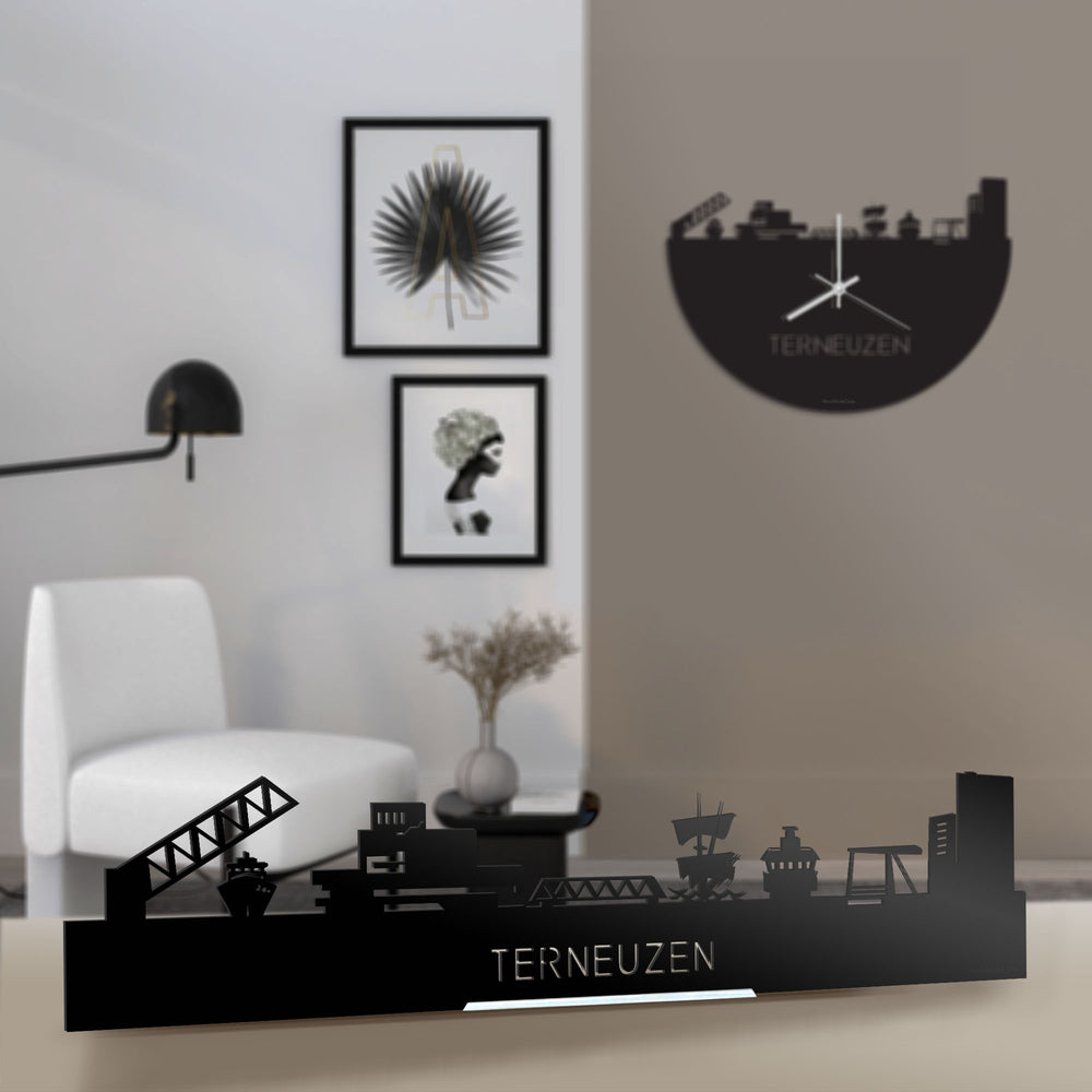 Standing Skyline Terneuzen Zwart glanzend gerecycled kunststof cadeau decoratie relatiegeschenk van WoodWideCities