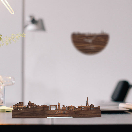 Standing Skyline Veghel Noten houten cadeau decoratie relatiegeschenk van WoodWideCities