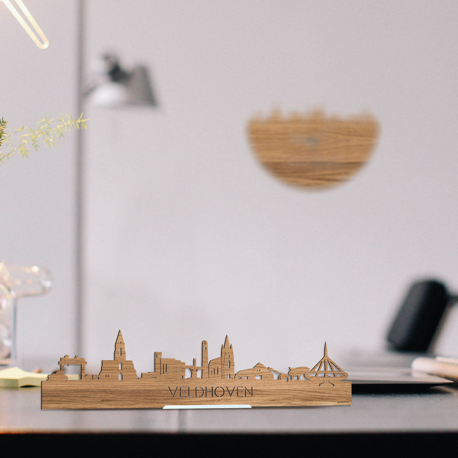 Standing Skyline Veldhoven Eiken houten cadeau decoratie relatiegeschenk van WoodWideCities