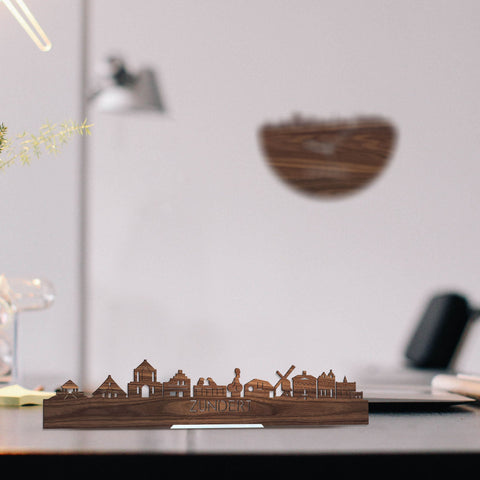 Standing Skyline Zundert Noten houten cadeau decoratie relatiegeschenk van WoodWideCities