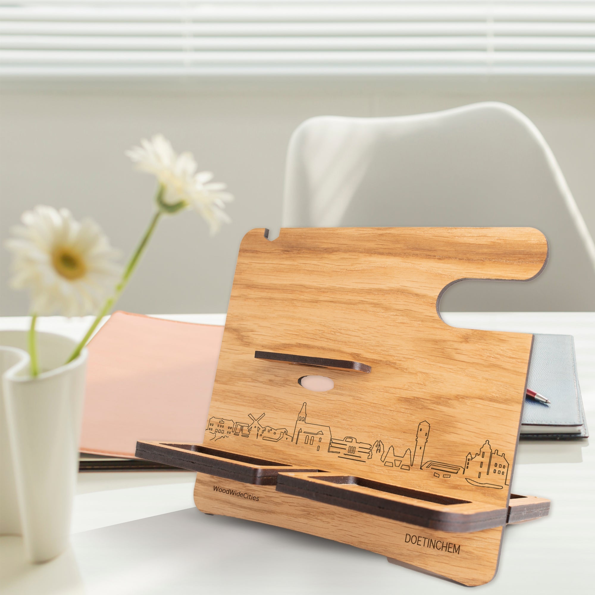 Skyline Desk Organizer Doetinchem houten cadeau decoratie relatiegeschenk van WoodWideCities