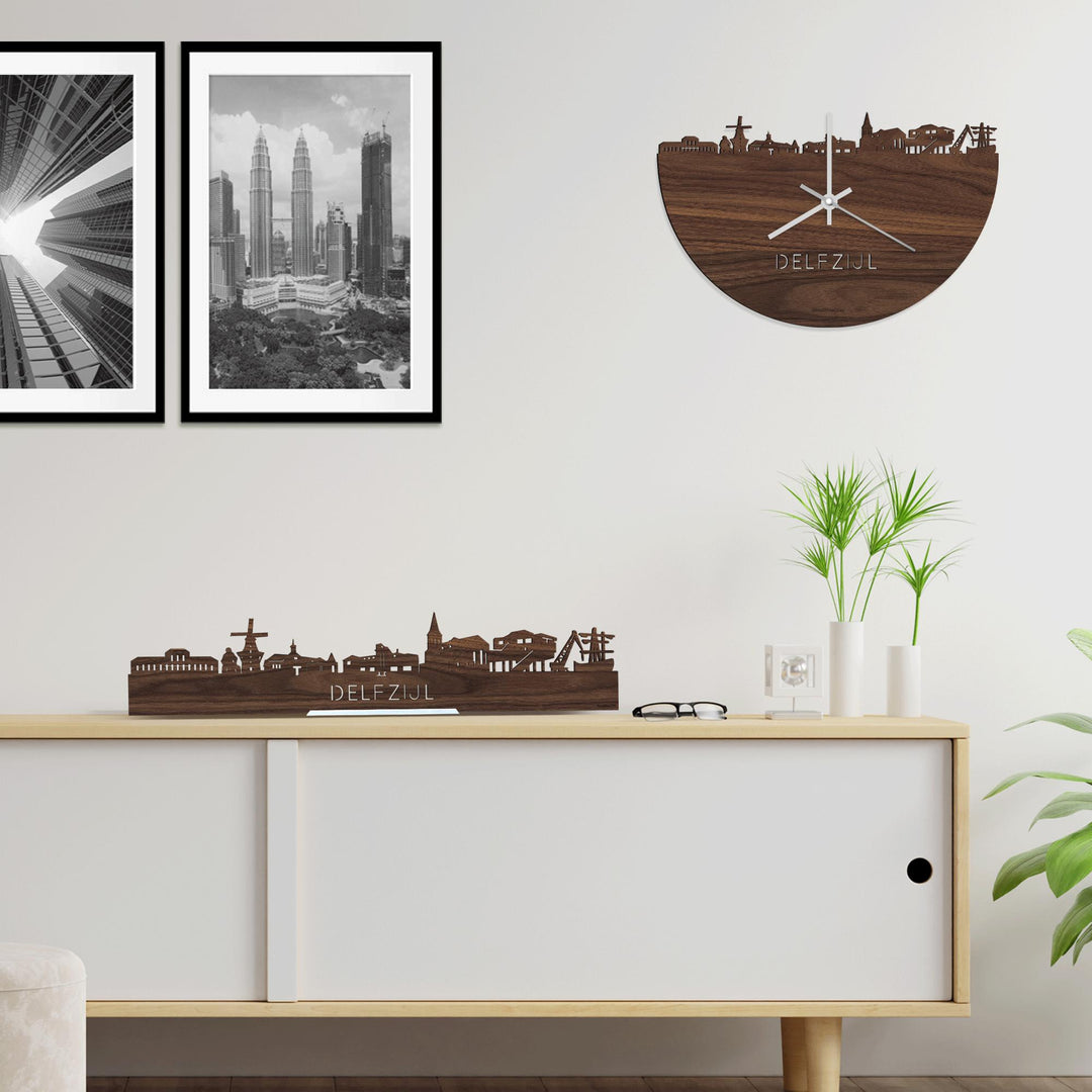 Skyline Klok Delfzijl Noten houten cadeau wanddecoratie relatiegeschenk van WoodWideCities